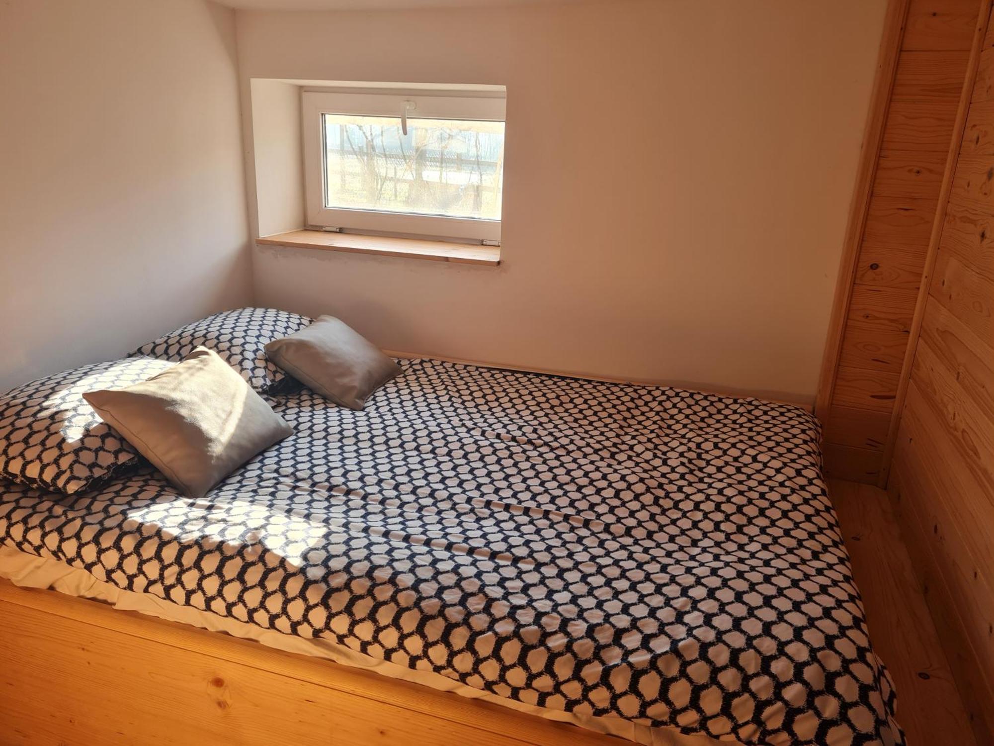 Soba Tete Tile - Hisa Ob Gozdu Séjour à la ferme Ptuj